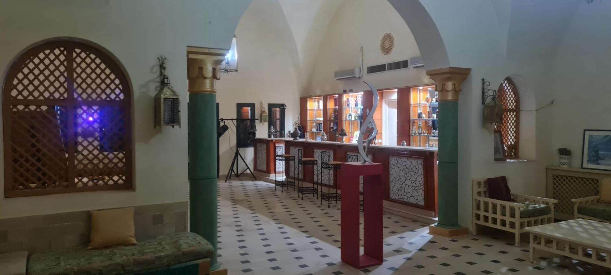 Hotel Pansy Qasr Ghilan Exterior foto