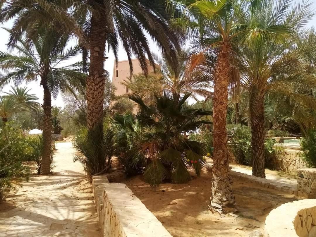 Hotel Pansy Qasr Ghilan Exterior foto